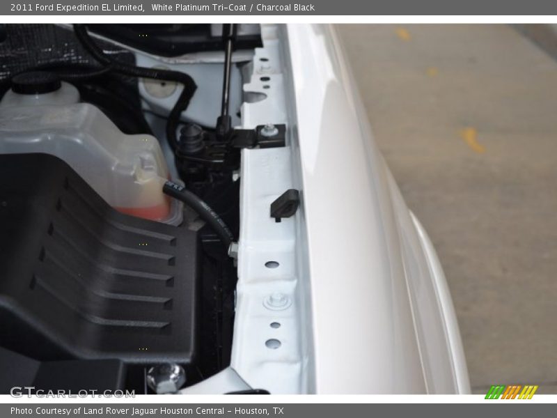 White Platinum Tri-Coat / Charcoal Black 2011 Ford Expedition EL Limited