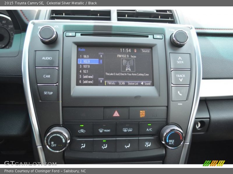 Celestial Silver Metallic / Black 2015 Toyota Camry SE