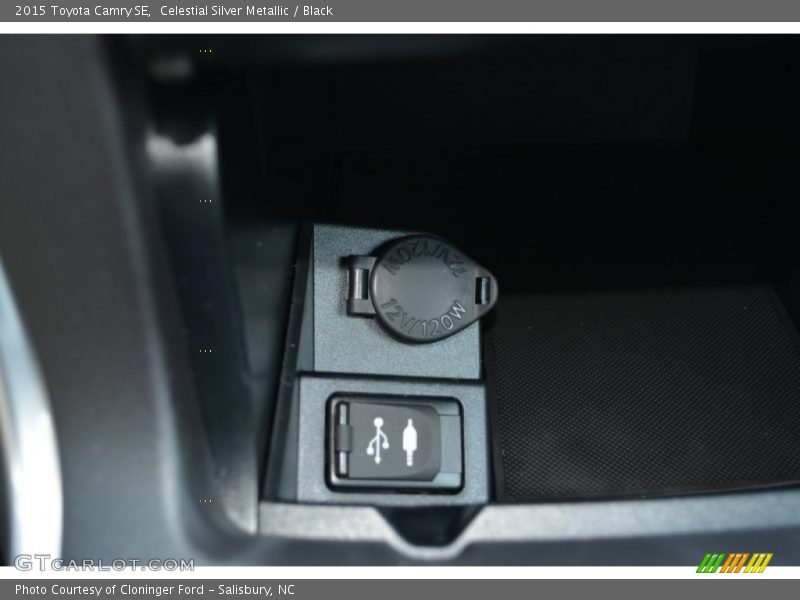 Celestial Silver Metallic / Black 2015 Toyota Camry SE