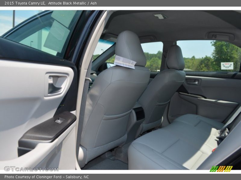 Attitude Black Metallic / Ash 2015 Toyota Camry LE
