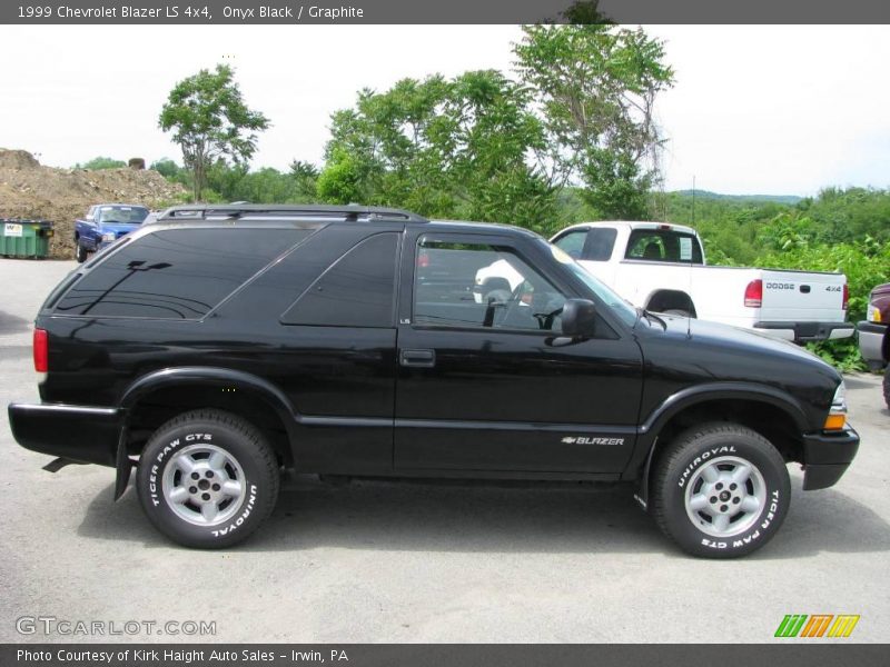 Onyx Black / Graphite 1999 Chevrolet Blazer LS 4x4