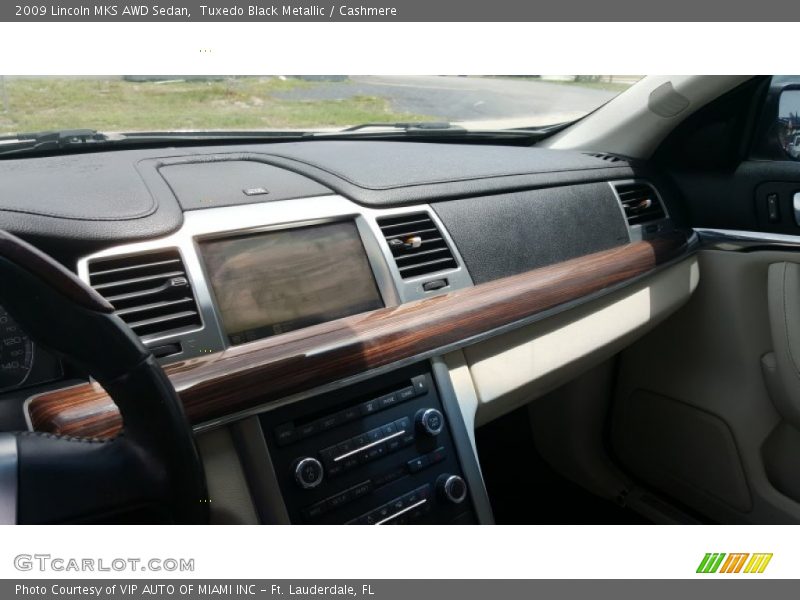 Tuxedo Black Metallic / Cashmere 2009 Lincoln MKS AWD Sedan