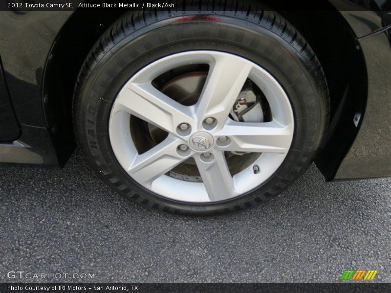 Attitude Black Metallic / Black/Ash 2012 Toyota Camry SE
