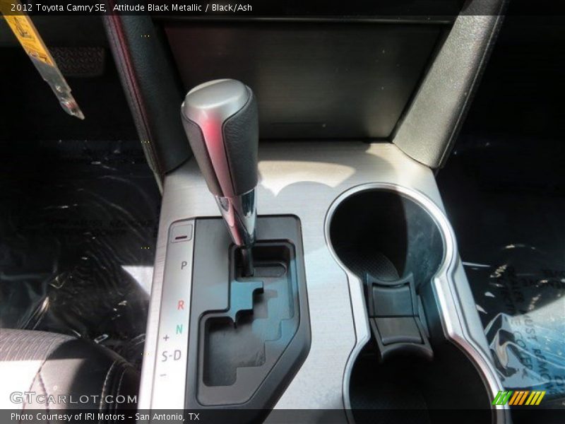 Attitude Black Metallic / Black/Ash 2012 Toyota Camry SE