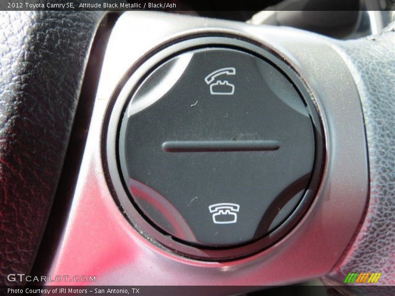 Attitude Black Metallic / Black/Ash 2012 Toyota Camry SE