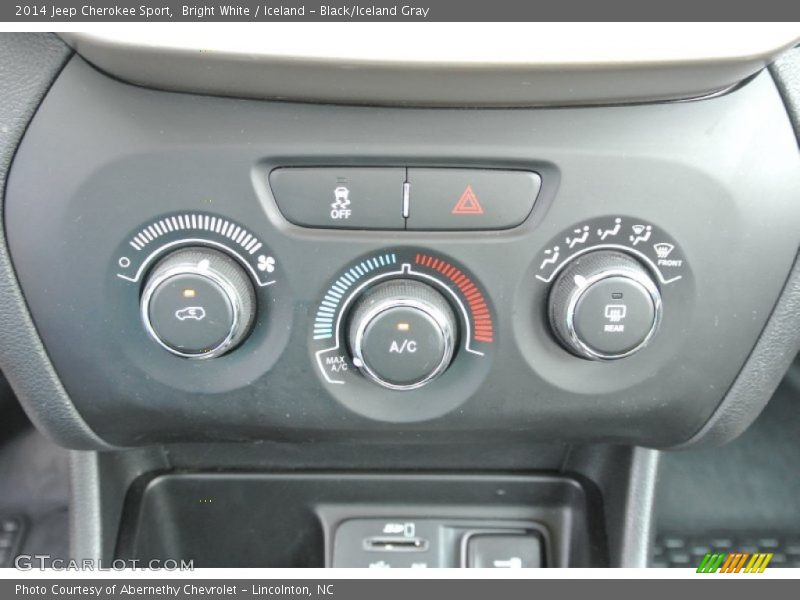 Bright White / Iceland - Black/Iceland Gray 2014 Jeep Cherokee Sport