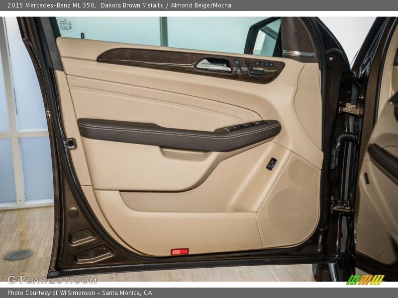 Dakota Brown Metallic / Almond Beige/Mocha 2015 Mercedes-Benz ML 350