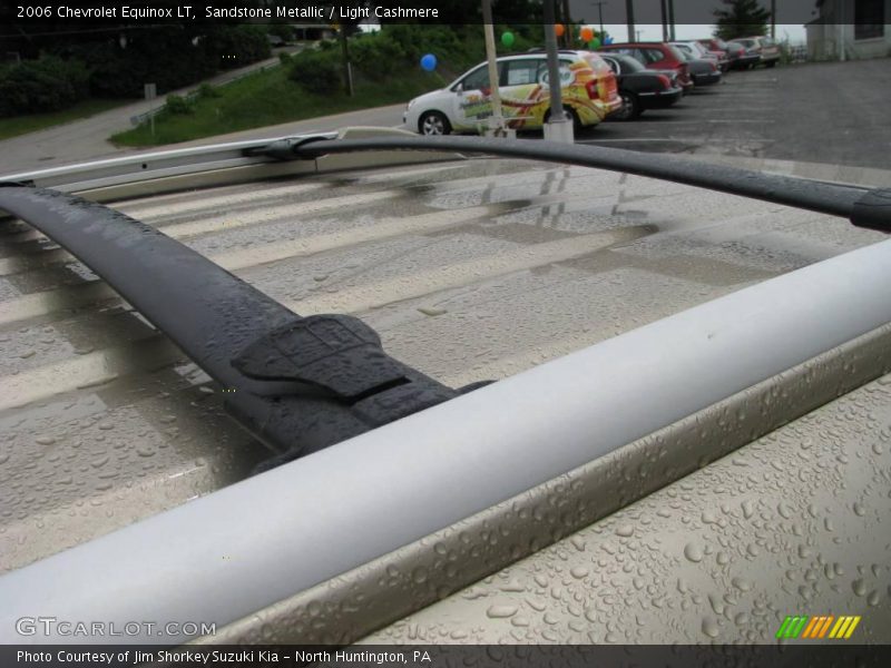 Sandstone Metallic / Light Cashmere 2006 Chevrolet Equinox LT