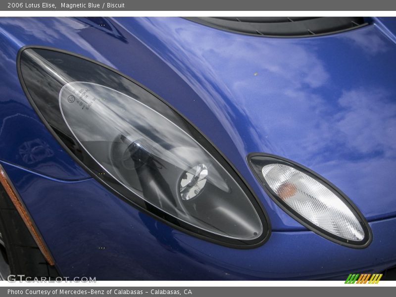 Magnetic Blue / Biscuit 2006 Lotus Elise