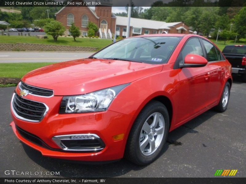 Front 3/4 View of 2016 Cruze Limited LT