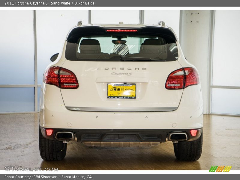 Sand White / Luxor Beige 2011 Porsche Cayenne S