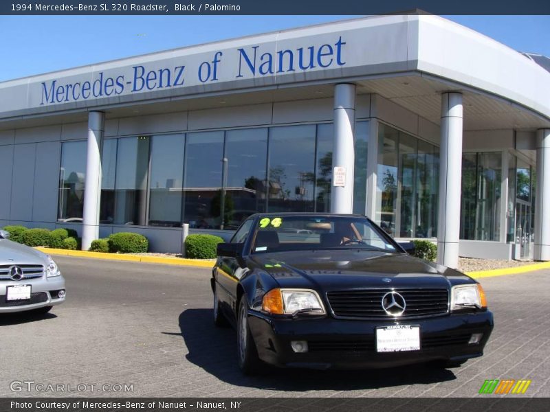 Black / Palomino 1994 Mercedes-Benz SL 320 Roadster