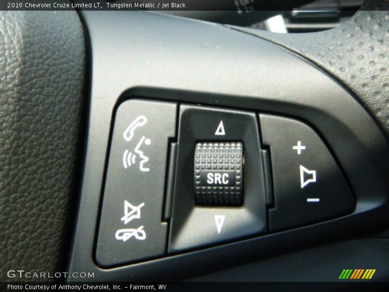 Tungsten Metallic / Jet Black 2016 Chevrolet Cruze Limited LT