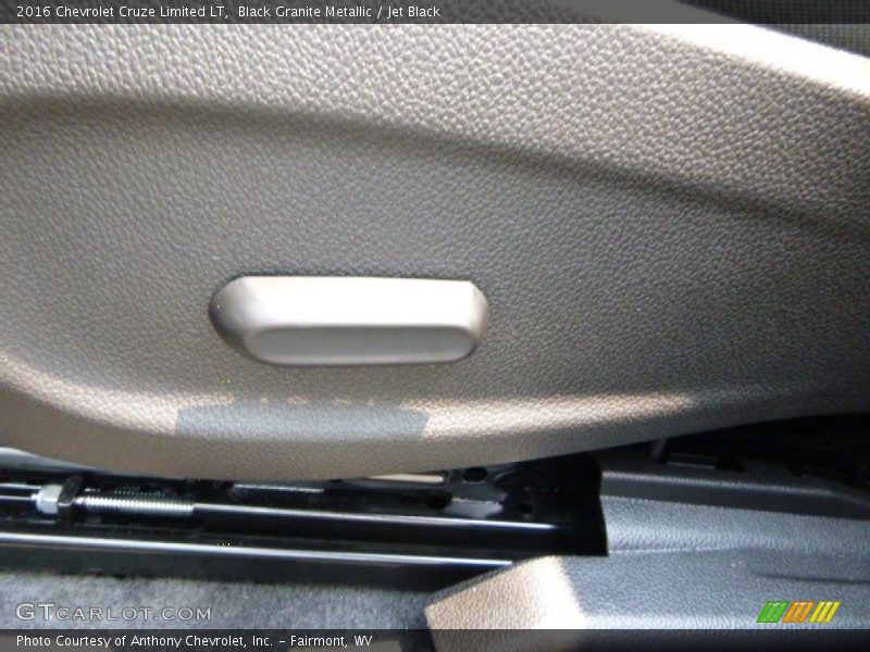 Black Granite Metallic / Jet Black 2016 Chevrolet Cruze Limited LT