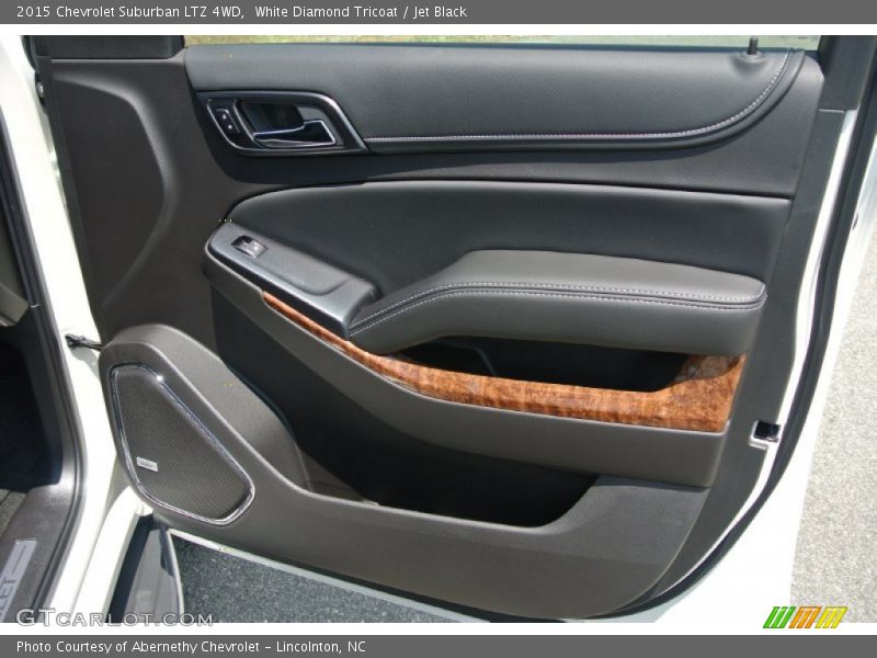 White Diamond Tricoat / Jet Black 2015 Chevrolet Suburban LTZ 4WD