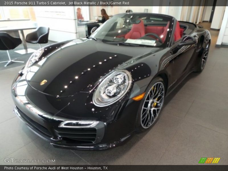 Front 3/4 View of 2015 911 Turbo S Cabriolet