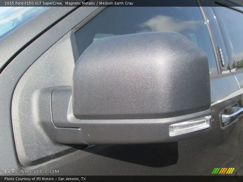 Magnetic Metallic / Medium Earth Gray 2015 Ford F150 XLT SuperCrew