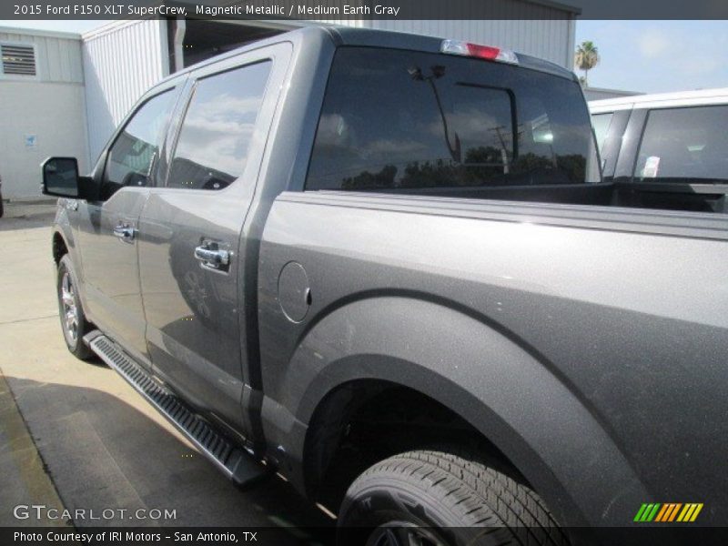 Magnetic Metallic / Medium Earth Gray 2015 Ford F150 XLT SuperCrew