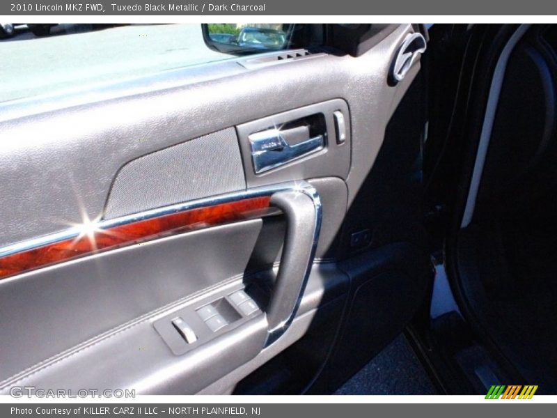 Tuxedo Black Metallic / Dark Charcoal 2010 Lincoln MKZ FWD