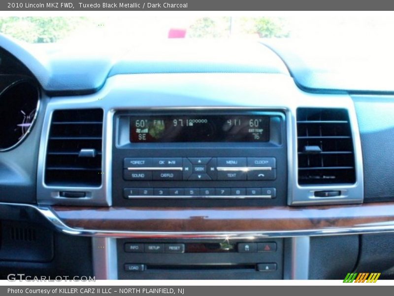 Tuxedo Black Metallic / Dark Charcoal 2010 Lincoln MKZ FWD