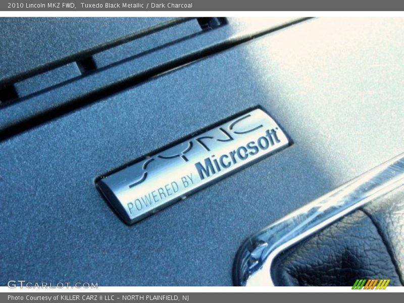 Tuxedo Black Metallic / Dark Charcoal 2010 Lincoln MKZ FWD