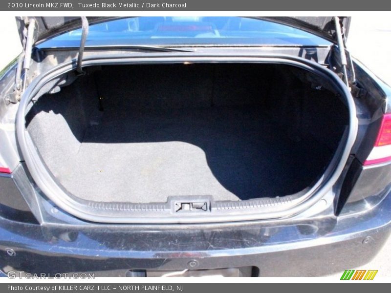 Tuxedo Black Metallic / Dark Charcoal 2010 Lincoln MKZ FWD