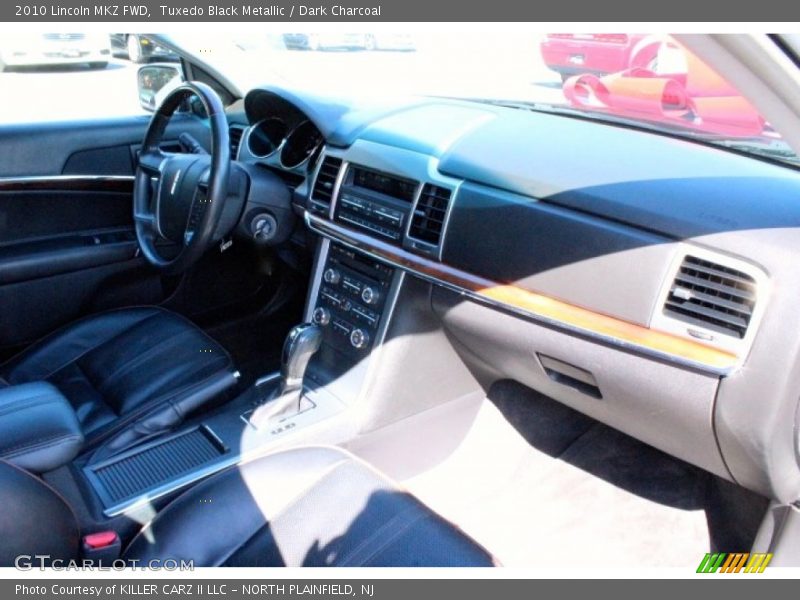 Tuxedo Black Metallic / Dark Charcoal 2010 Lincoln MKZ FWD