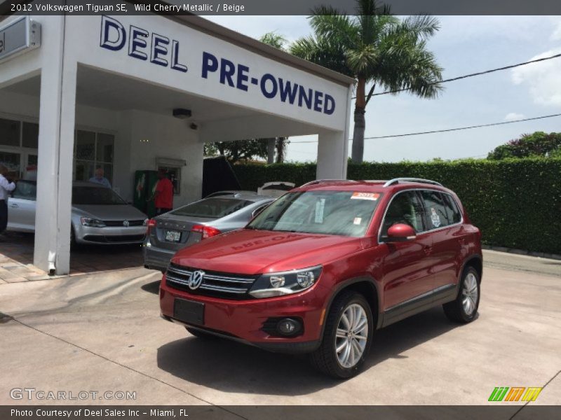Wild Cherry Metallic / Beige 2012 Volkswagen Tiguan SE