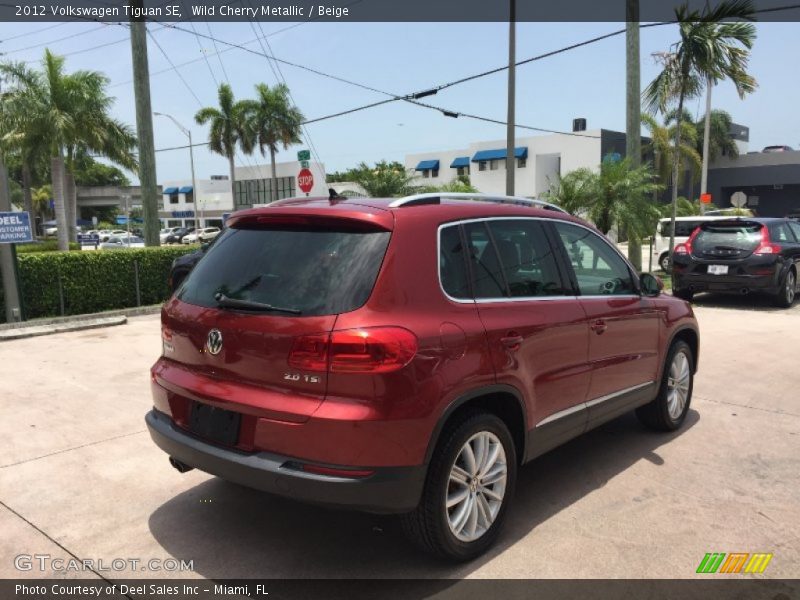 Wild Cherry Metallic / Beige 2012 Volkswagen Tiguan SE