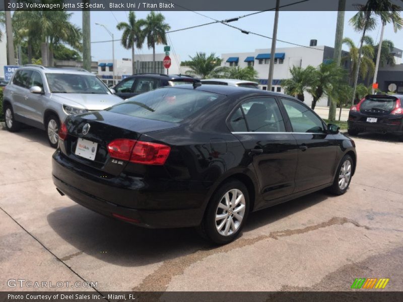 Black Uni / Titan Black 2013 Volkswagen Jetta SE Sedan