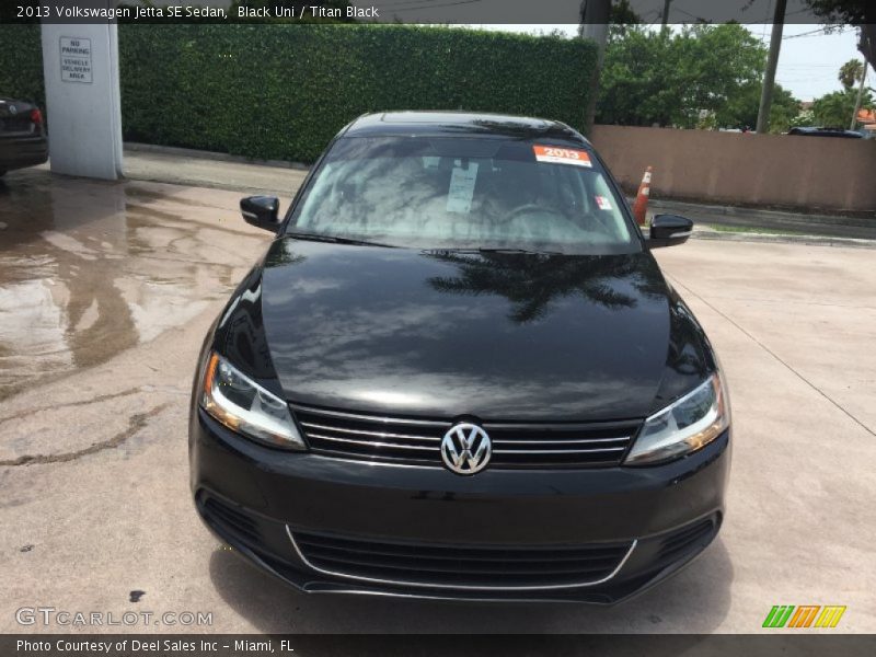 Black Uni / Titan Black 2013 Volkswagen Jetta SE Sedan
