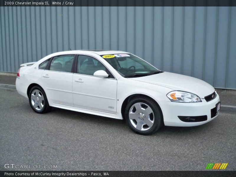 White / Gray 2009 Chevrolet Impala SS