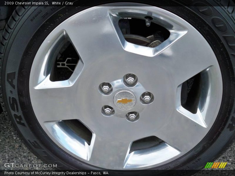 White / Gray 2009 Chevrolet Impala SS