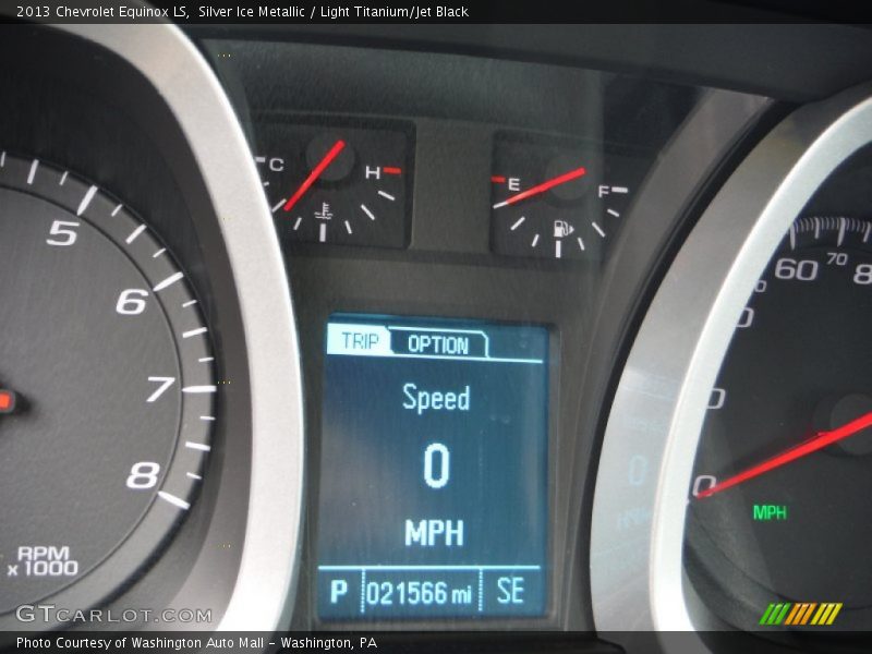 Silver Ice Metallic / Light Titanium/Jet Black 2013 Chevrolet Equinox LS