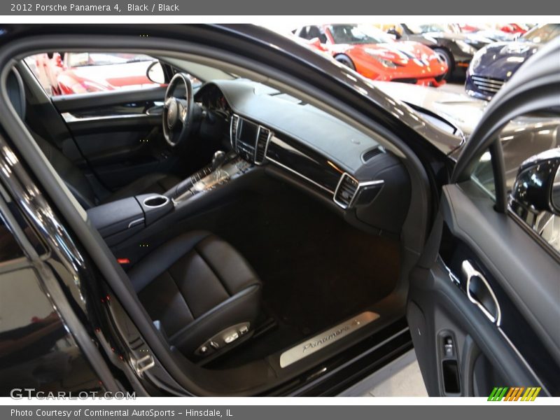 Black / Black 2012 Porsche Panamera 4