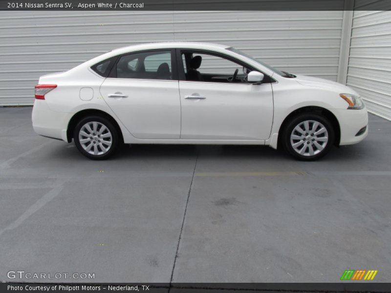 Aspen White / Charcoal 2014 Nissan Sentra SV