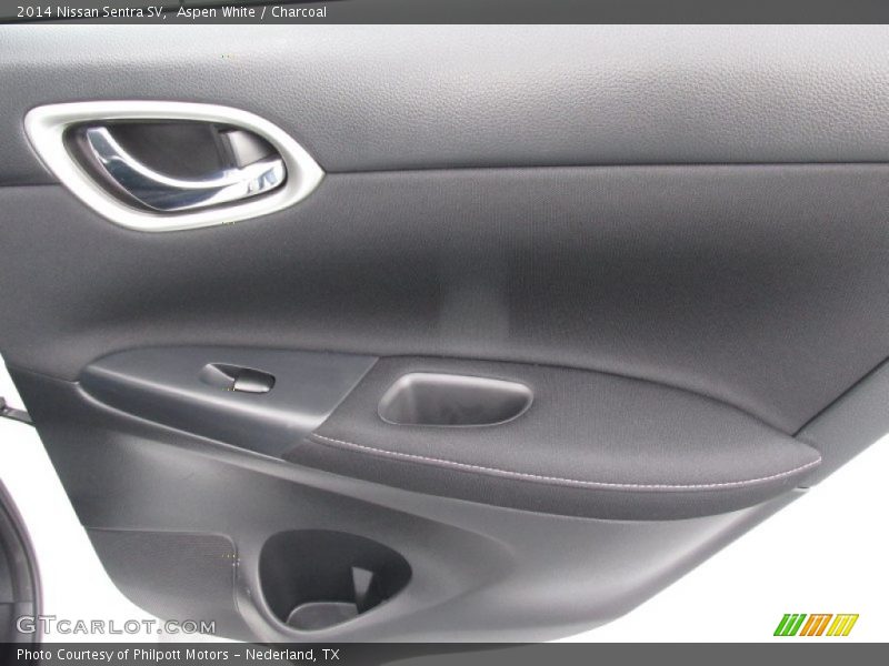 Aspen White / Charcoal 2014 Nissan Sentra SV