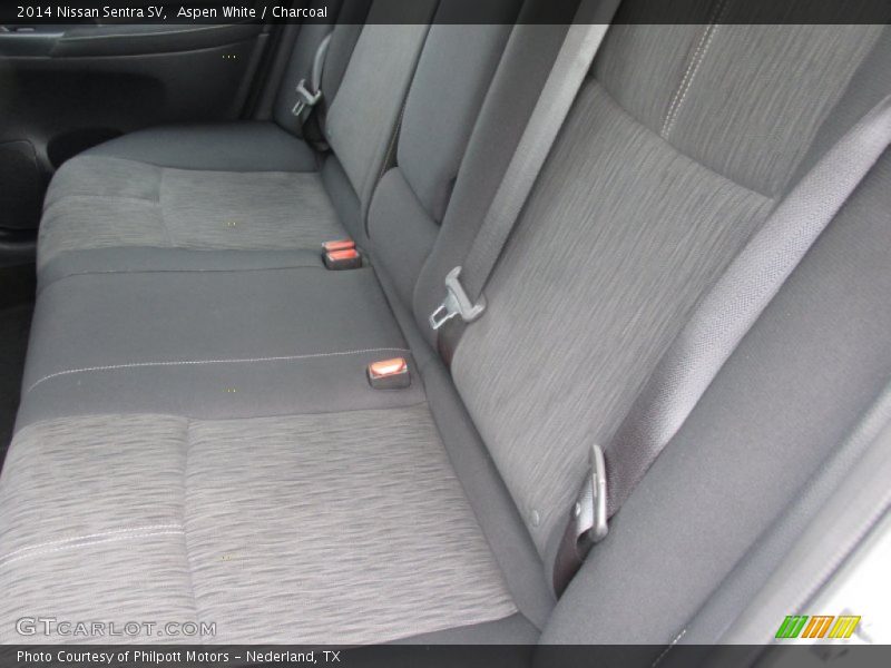 Aspen White / Charcoal 2014 Nissan Sentra SV
