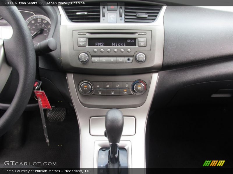 Aspen White / Charcoal 2014 Nissan Sentra SV