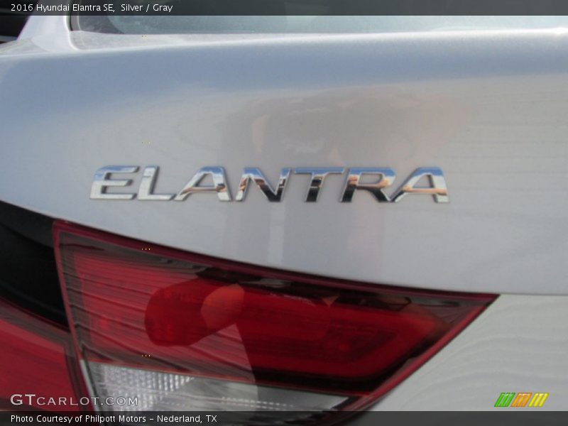 Silver / Gray 2016 Hyundai Elantra SE