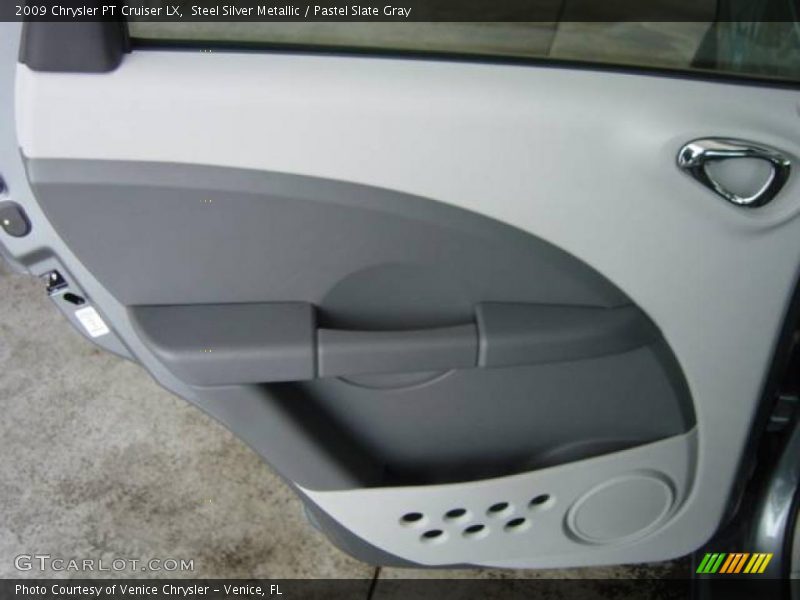 Steel Silver Metallic / Pastel Slate Gray 2009 Chrysler PT Cruiser LX
