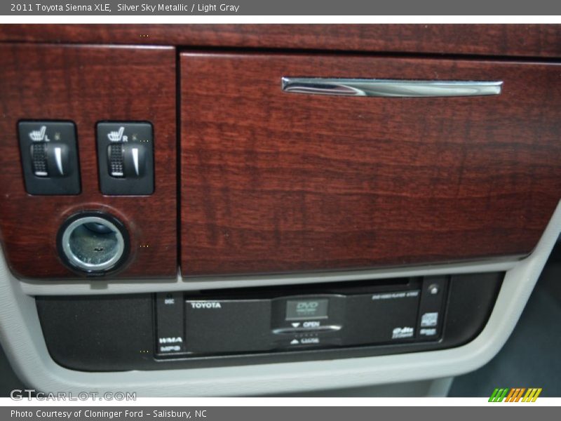 Silver Sky Metallic / Light Gray 2011 Toyota Sienna XLE