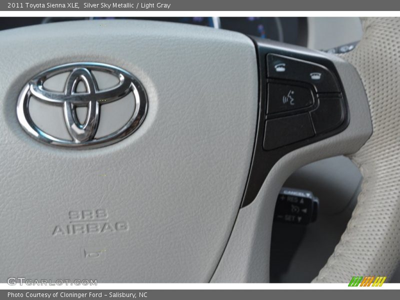 Silver Sky Metallic / Light Gray 2011 Toyota Sienna XLE