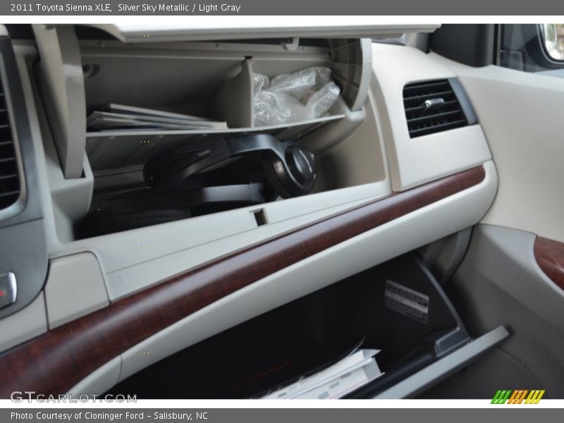 Silver Sky Metallic / Light Gray 2011 Toyota Sienna XLE