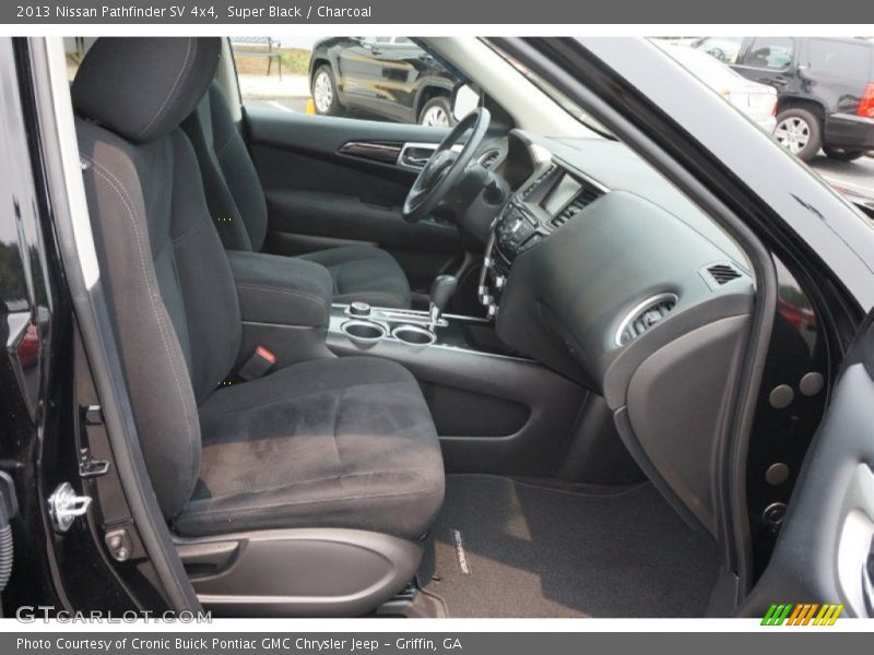 Super Black / Charcoal 2013 Nissan Pathfinder SV 4x4