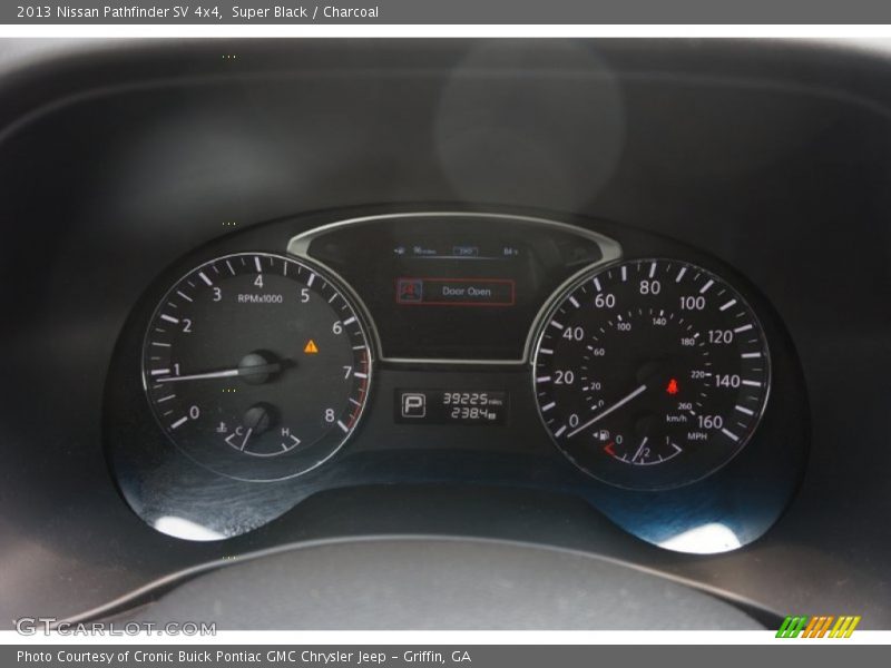 Super Black / Charcoal 2013 Nissan Pathfinder SV 4x4