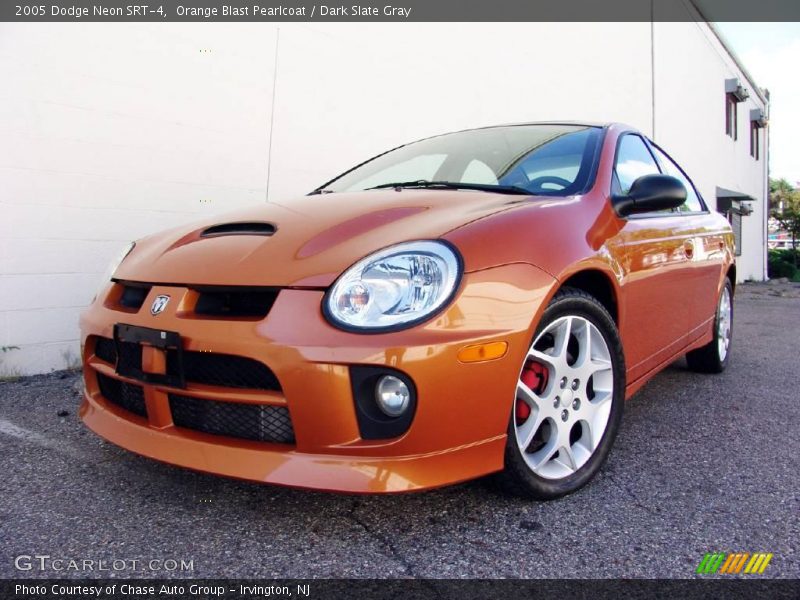 Orange Blast Pearlcoat / Dark Slate Gray 2005 Dodge Neon SRT-4
