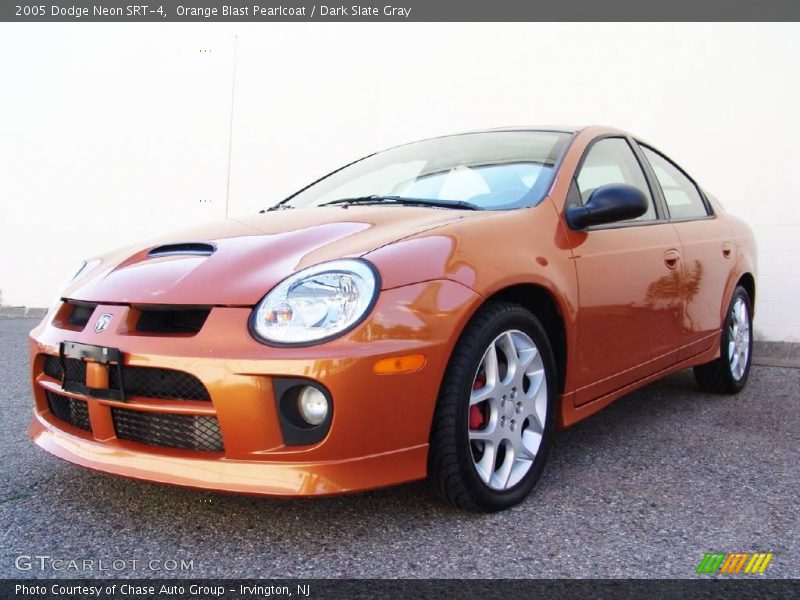 Orange Blast Pearlcoat / Dark Slate Gray 2005 Dodge Neon SRT-4