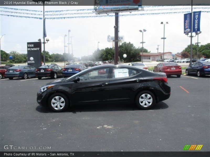 Phantom Black / Gray 2016 Hyundai Elantra SE