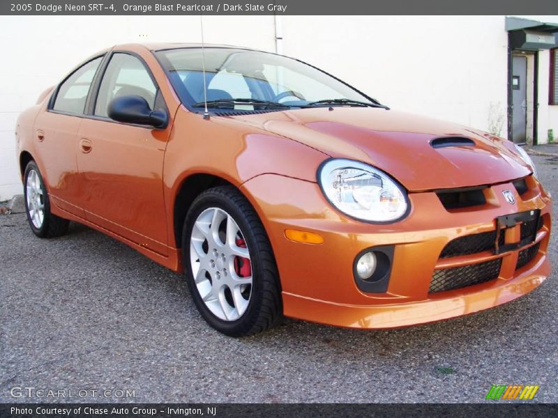 Orange Blast Pearlcoat / Dark Slate Gray 2005 Dodge Neon SRT-4